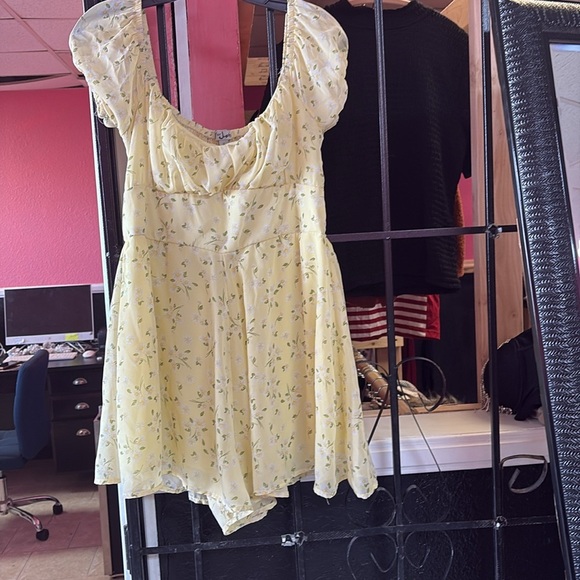 Floral Yellow Dress - Picture 3 of 5